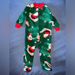 Fleece footsie pajamas. Carter’s Christmas pattern. Baby 3 to 6 months